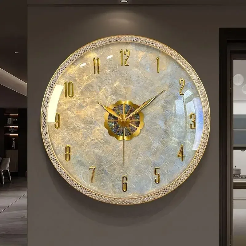# ساعة حائط عصرية فاخرة لغرفة  - مراجعة Luxury Watches وسعره