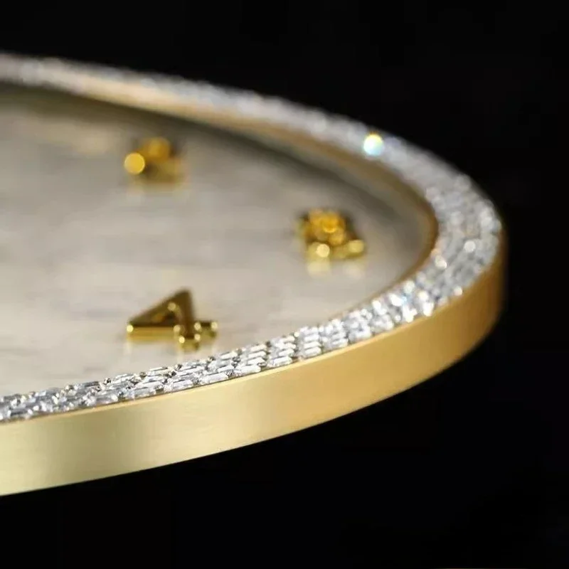# ساعة حائط عصرية فاخرة لغرفة  - مراجعة Luxury Watches وسعره