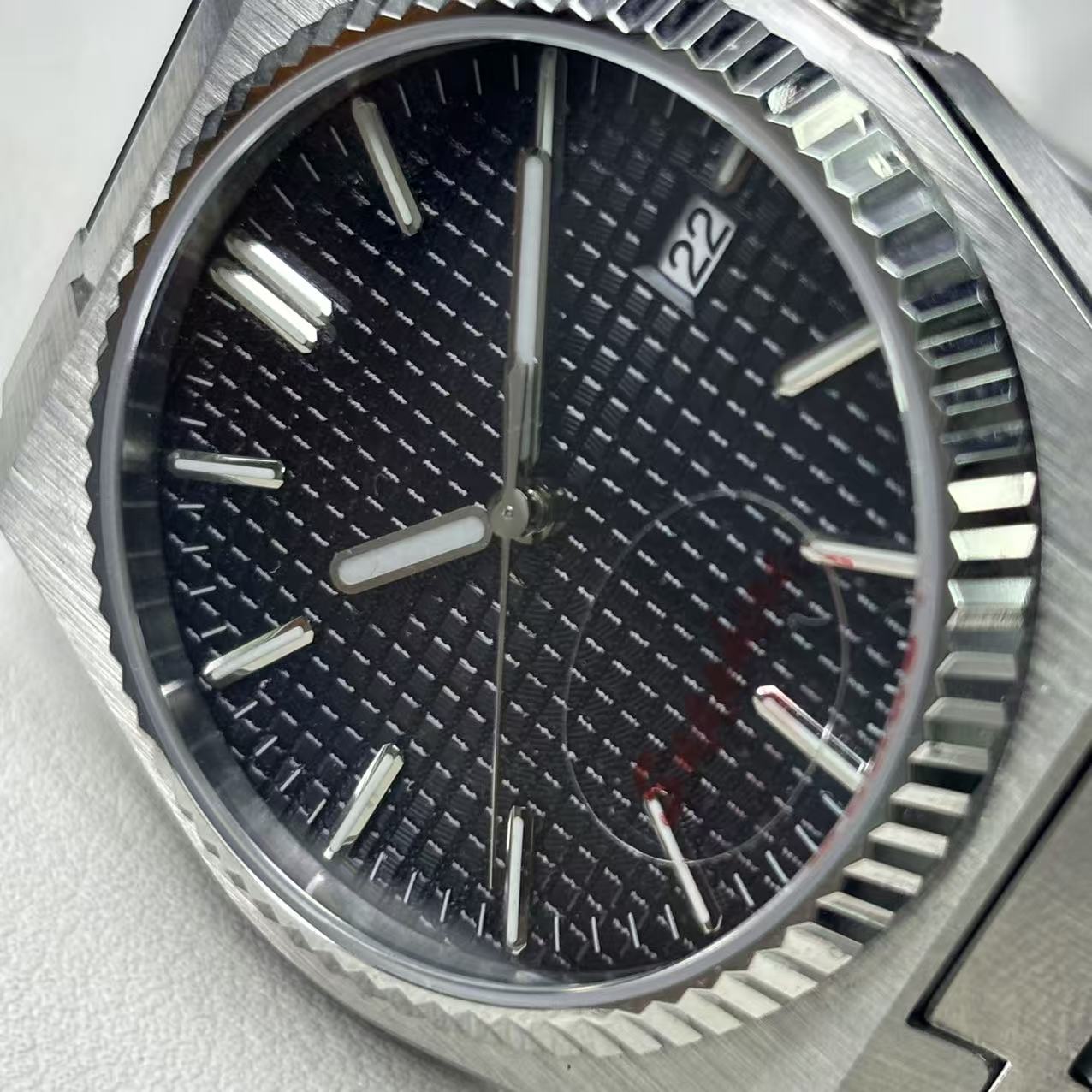 40 مللي متر ساعة سوبر بلاير ال - مراجعة Luxury Watch In China وسعره