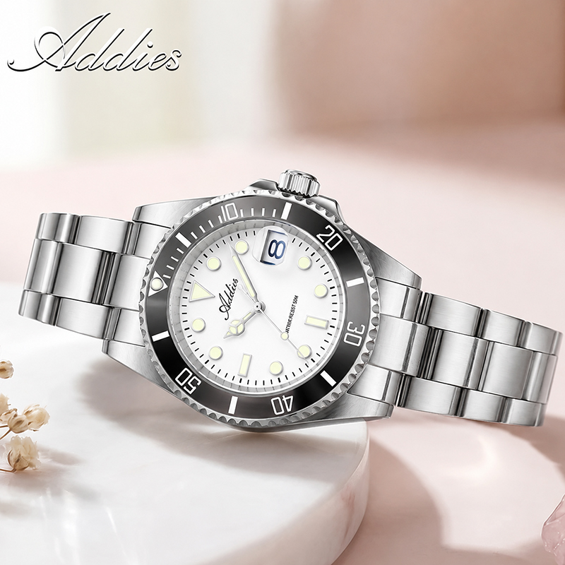 ساعات نسائية مقاومة للماء من A - مراجعة Luxury Watches وسعره